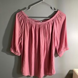 Gap XS off the shoulder shirt like new